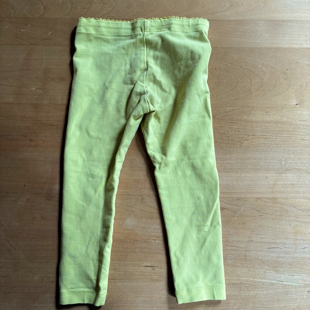 Yellow leggings